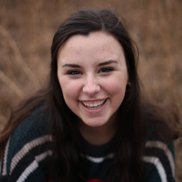 Meet your Posher, Caroline - Picture 1 of 1